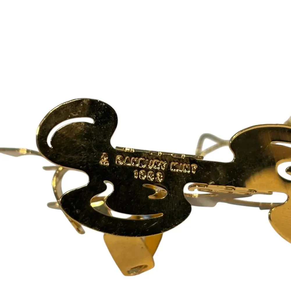 Danbury Mint 1983 Skaters Ice Skating Gold Metal 3.5